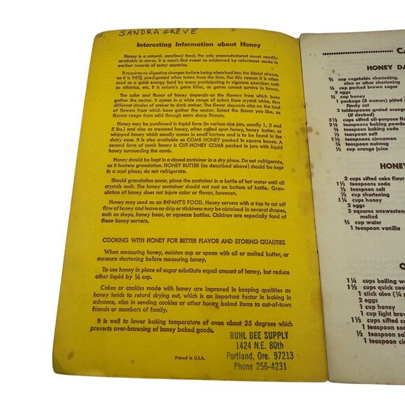 My Favorite Honey Recipes Vintage Cookbook By Mrs. Walter T. Kelley 1970s - Picture 3 of 4